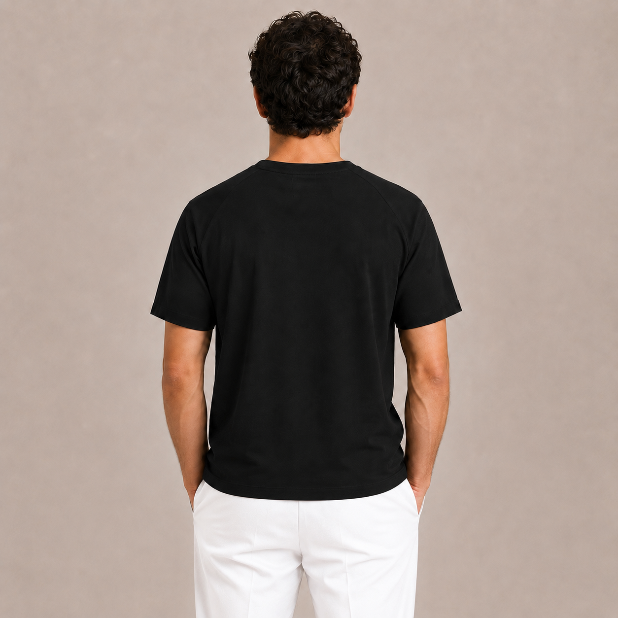 MAURITS T-SHIRT MET RUIME PASVORM CAN